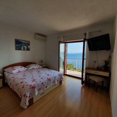 Apartmani Renata Брела Экстерьер фото